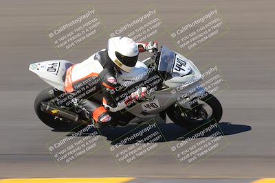 media/Oct-09-2022-SoCal Trackdays (Sun) [[95640aeeb6]]/Bowl (1015am)/